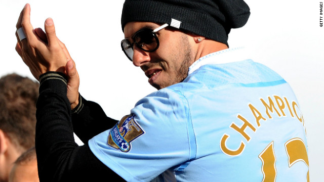 Blue half of Manchester hail City's EPL title triumph